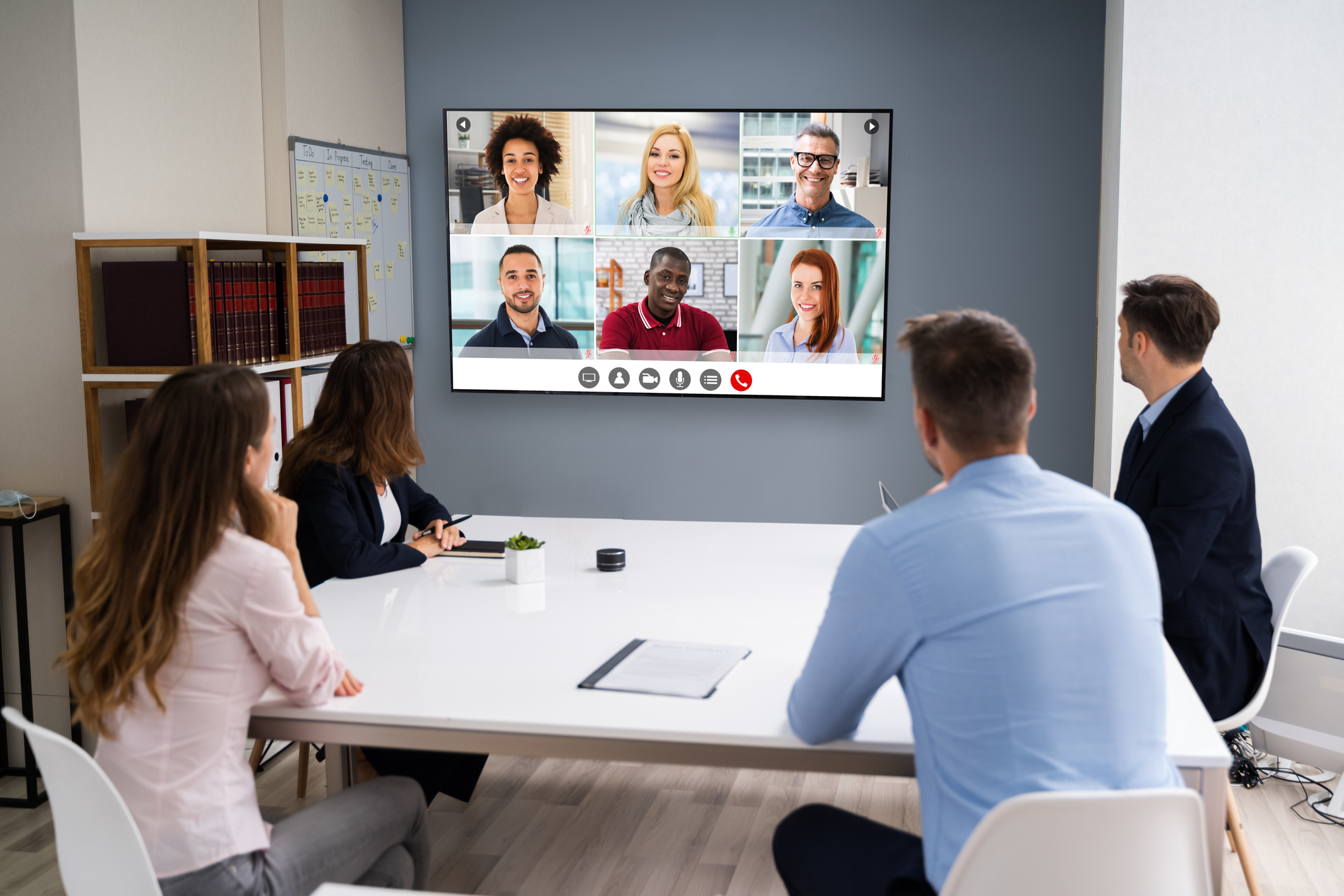 Top 7 video conferencing software for 2025